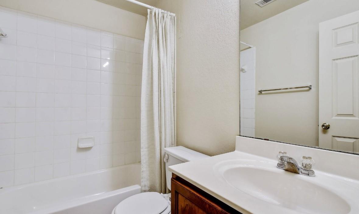 409 Teron Dr Property Photo 12