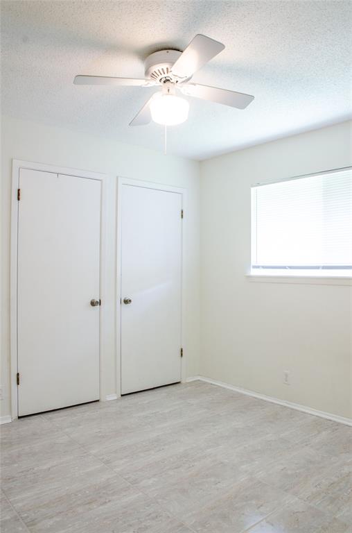 2206 Village Way Dr Property Photo 16
