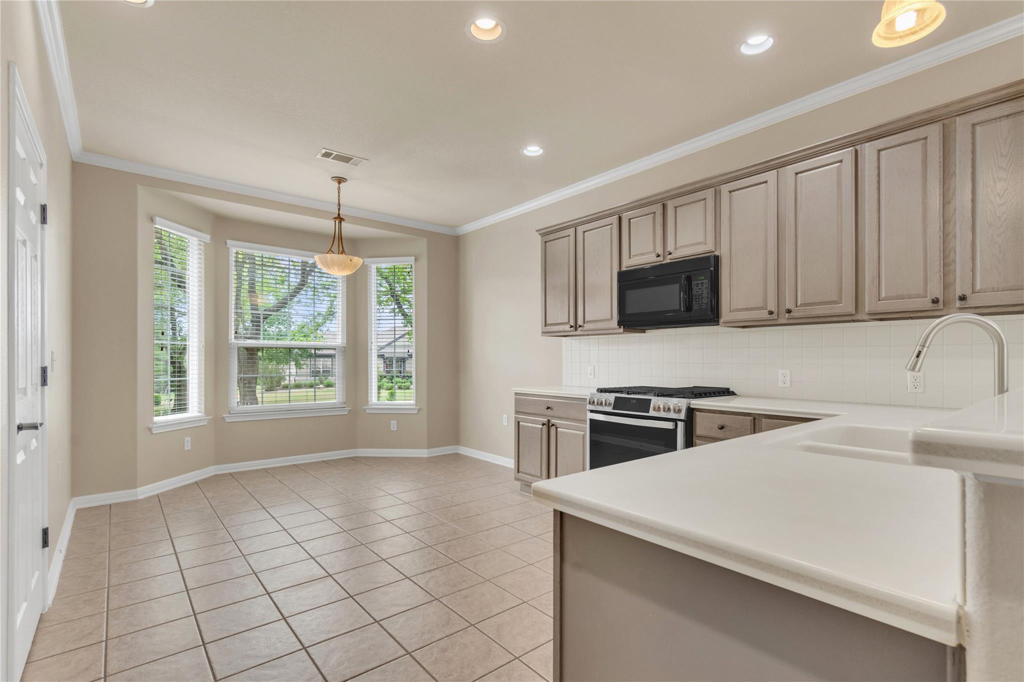 409 Rio Grande Loop Property Photo 11