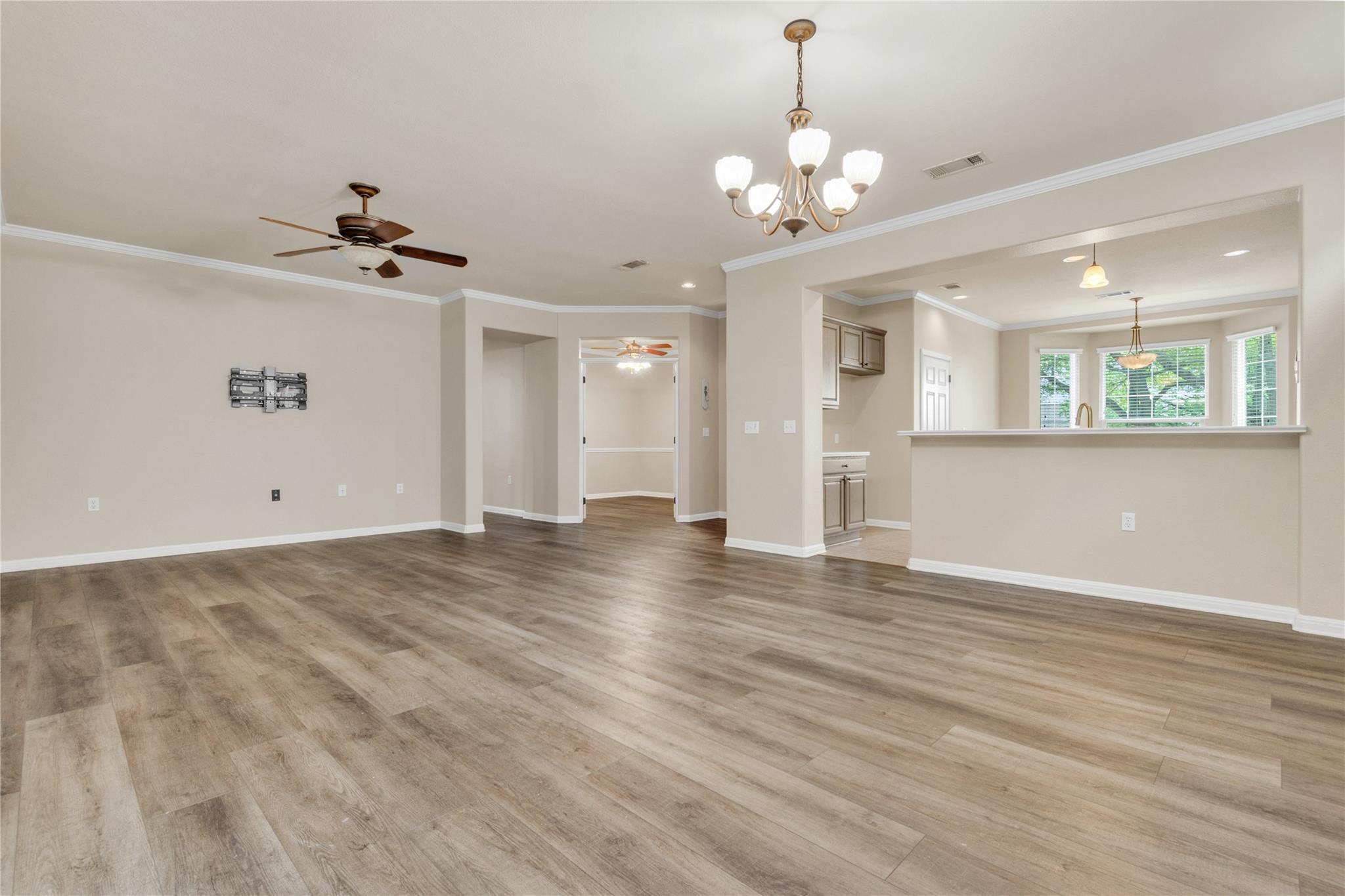 409 Rio Grande Loop Property Photo 15