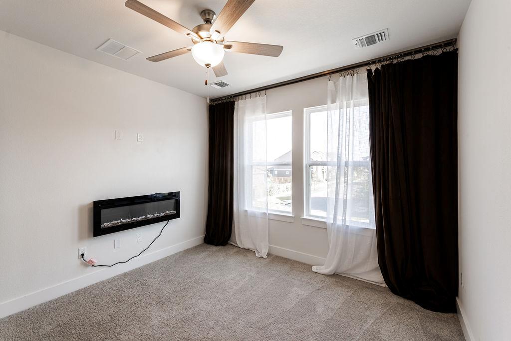 6414 Cowman Way Property Photo 19