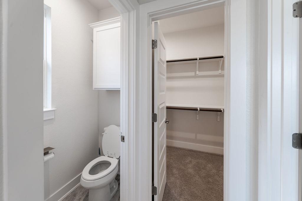6414 Cowman Way Property Photo 26