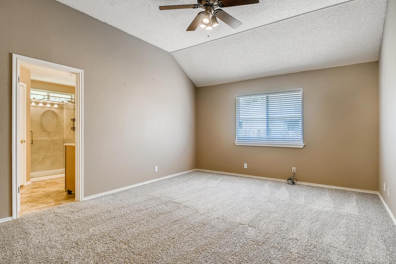 3742 Newland Dr Property Photo 7