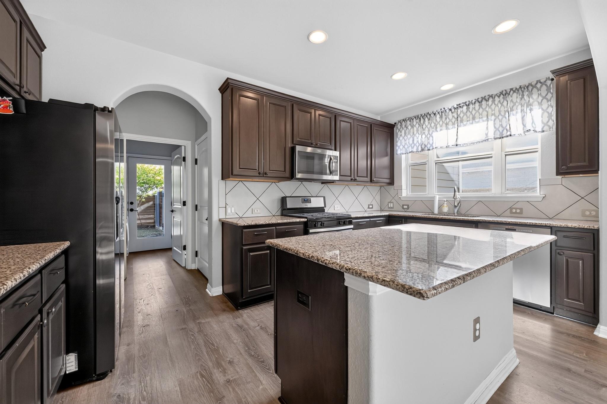 5800 Baythorne Dr Property Photo 17