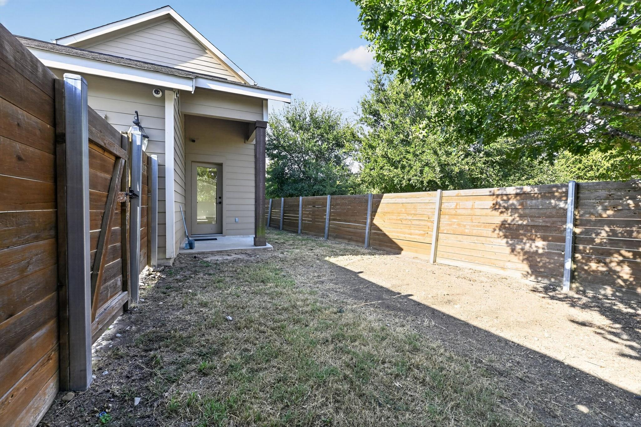 5800 Baythorne Dr Property Photo 32