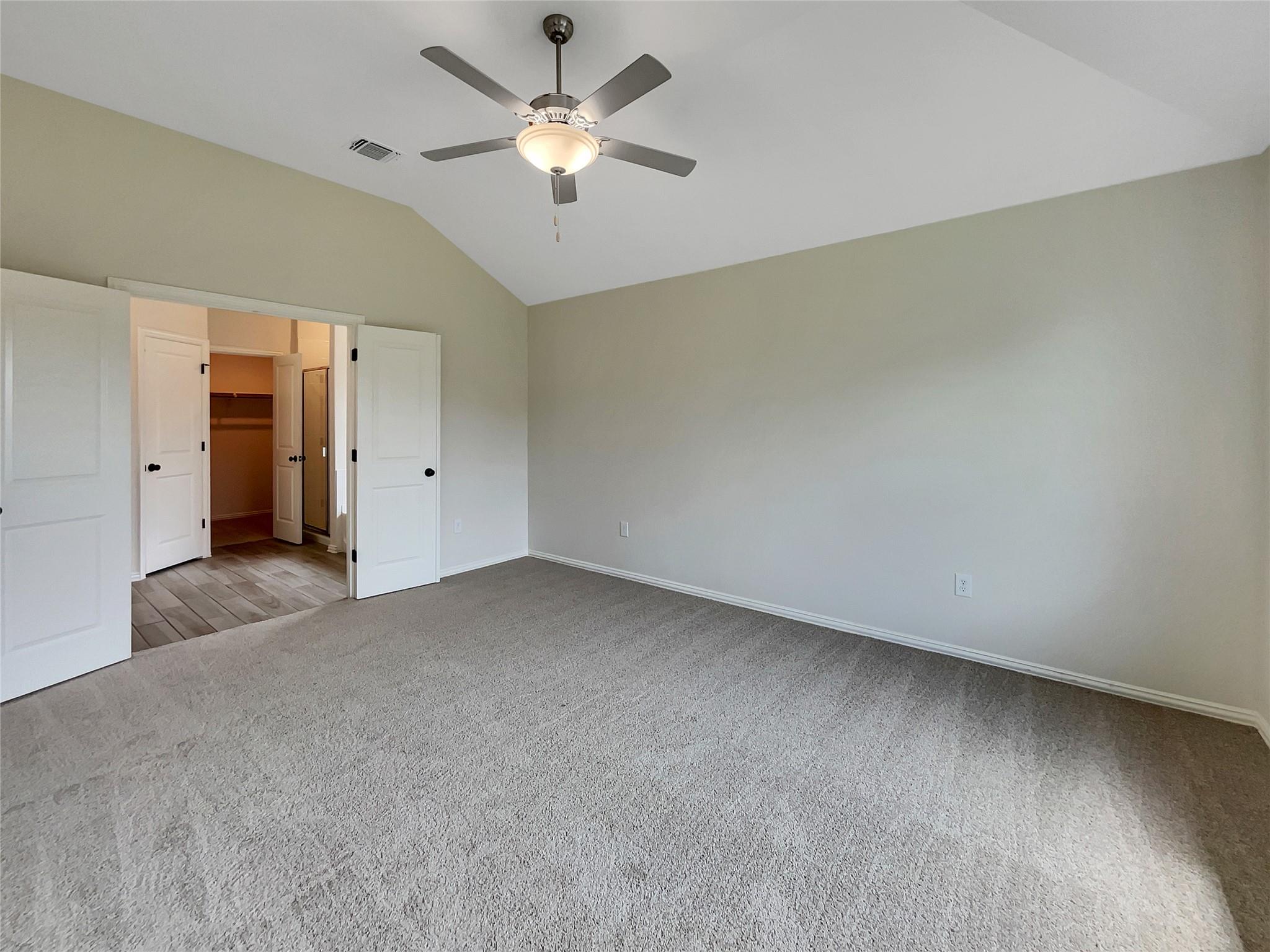 137 Periwinkle Ln Property Photo 5