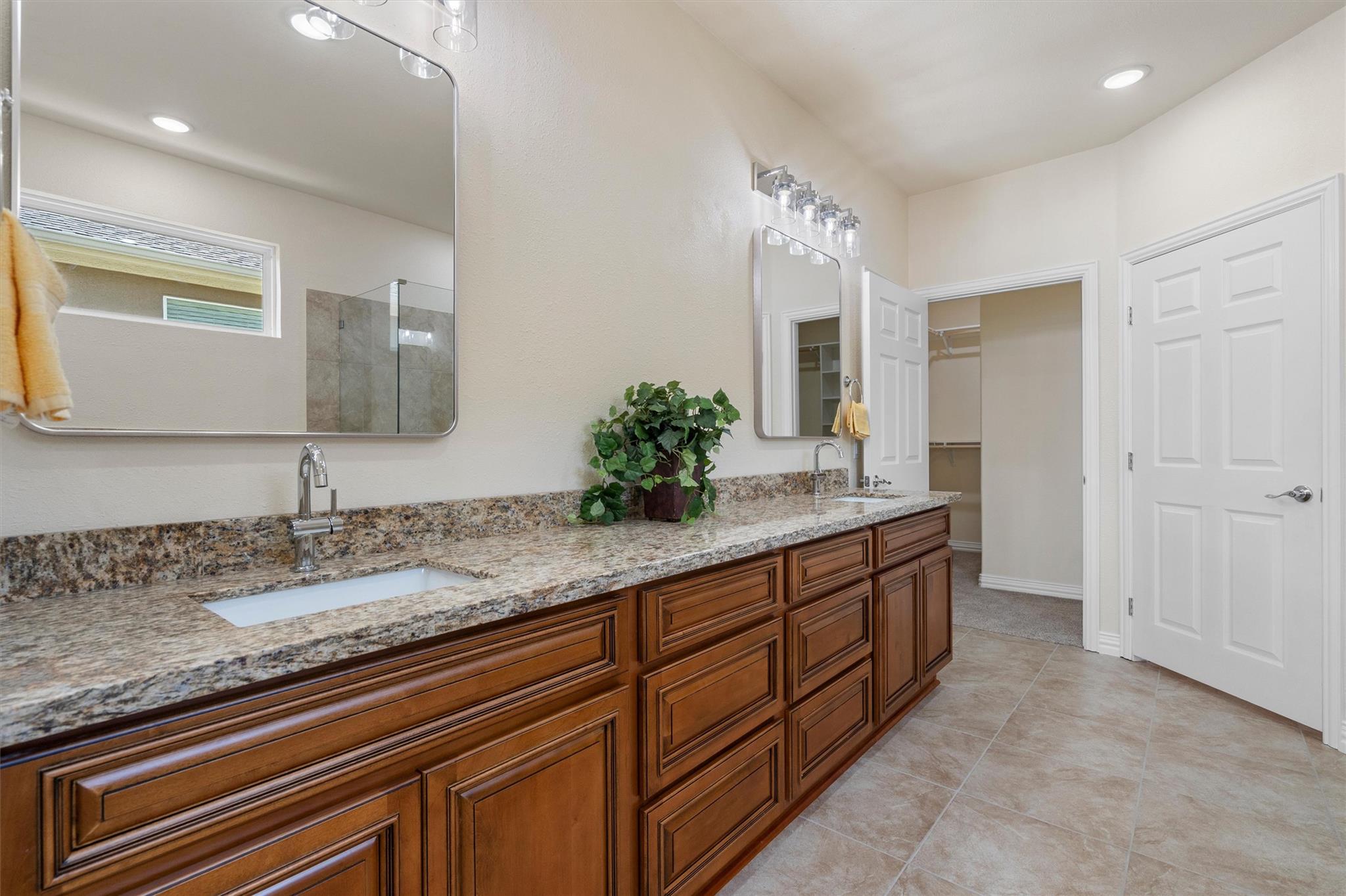300 Pipe Creek Ln Property Photo 21
