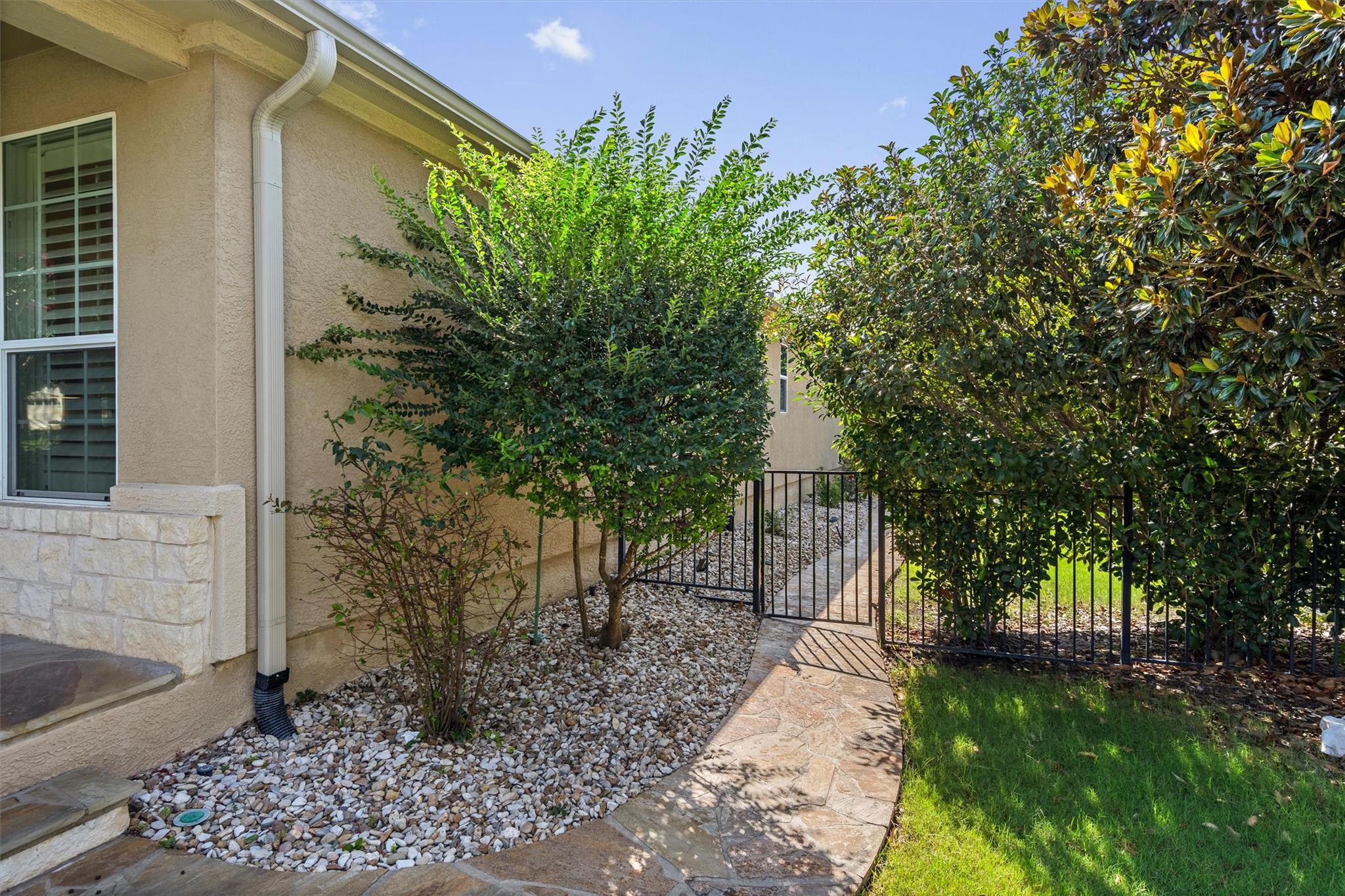 300 Pipe Creek Ln Property Photo 33