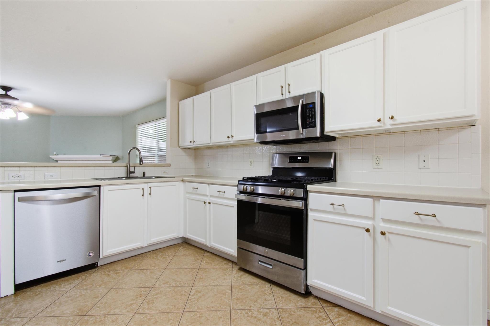 1806 Carriage Hills Trl Property Photo 11