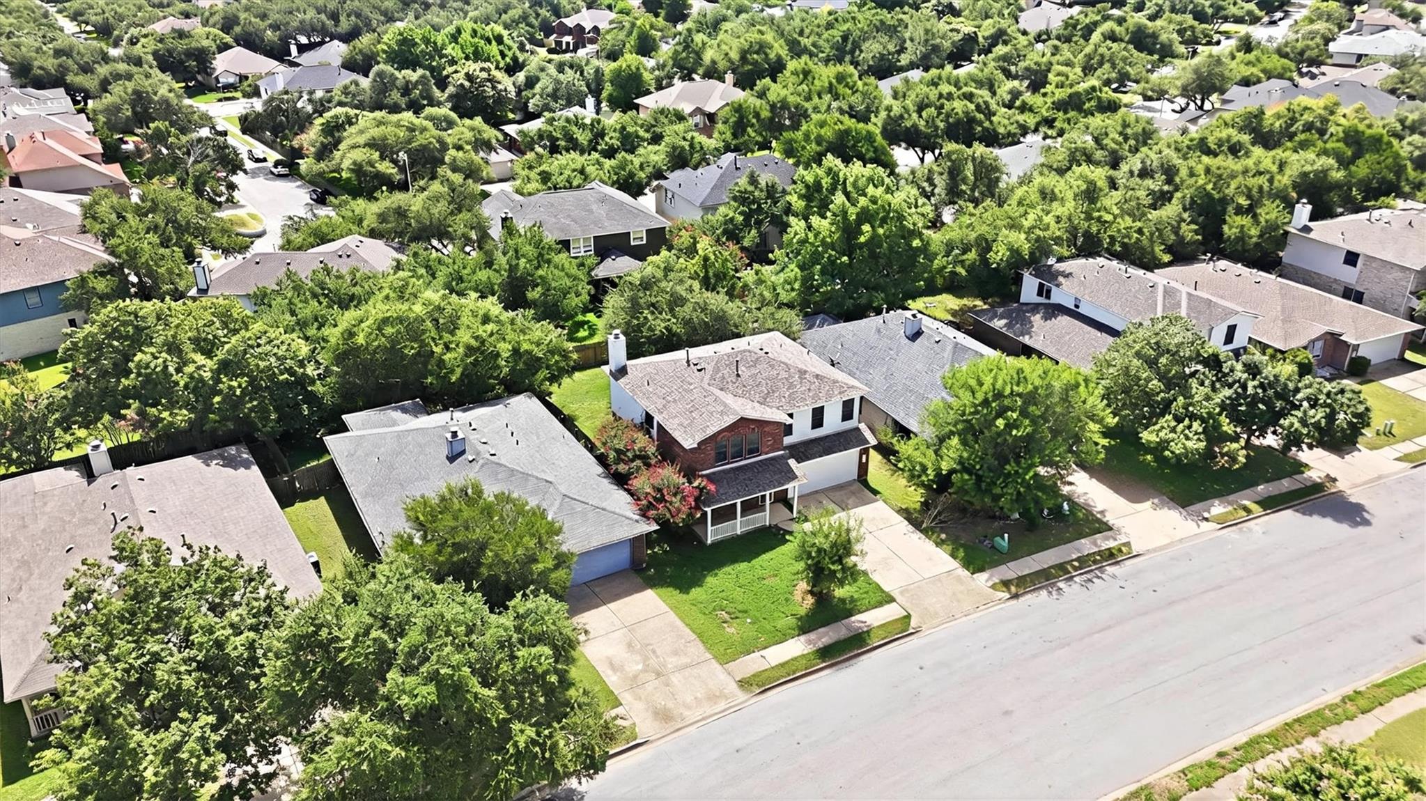 1806 Carriage Hills Trl Property Photo 36