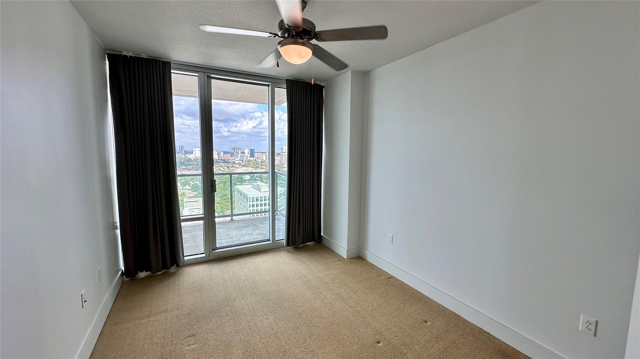 300 Bowie St 3306 Property Photo 11