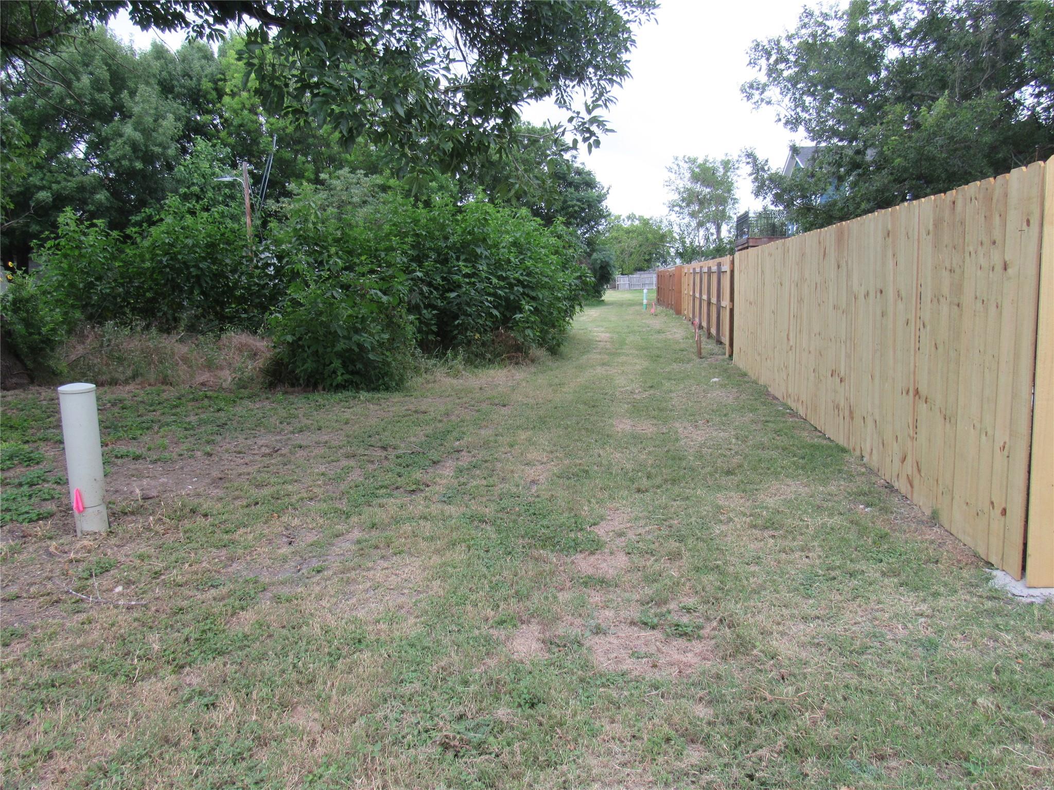 210 E E Carrie Manor Rd Property Photo 16