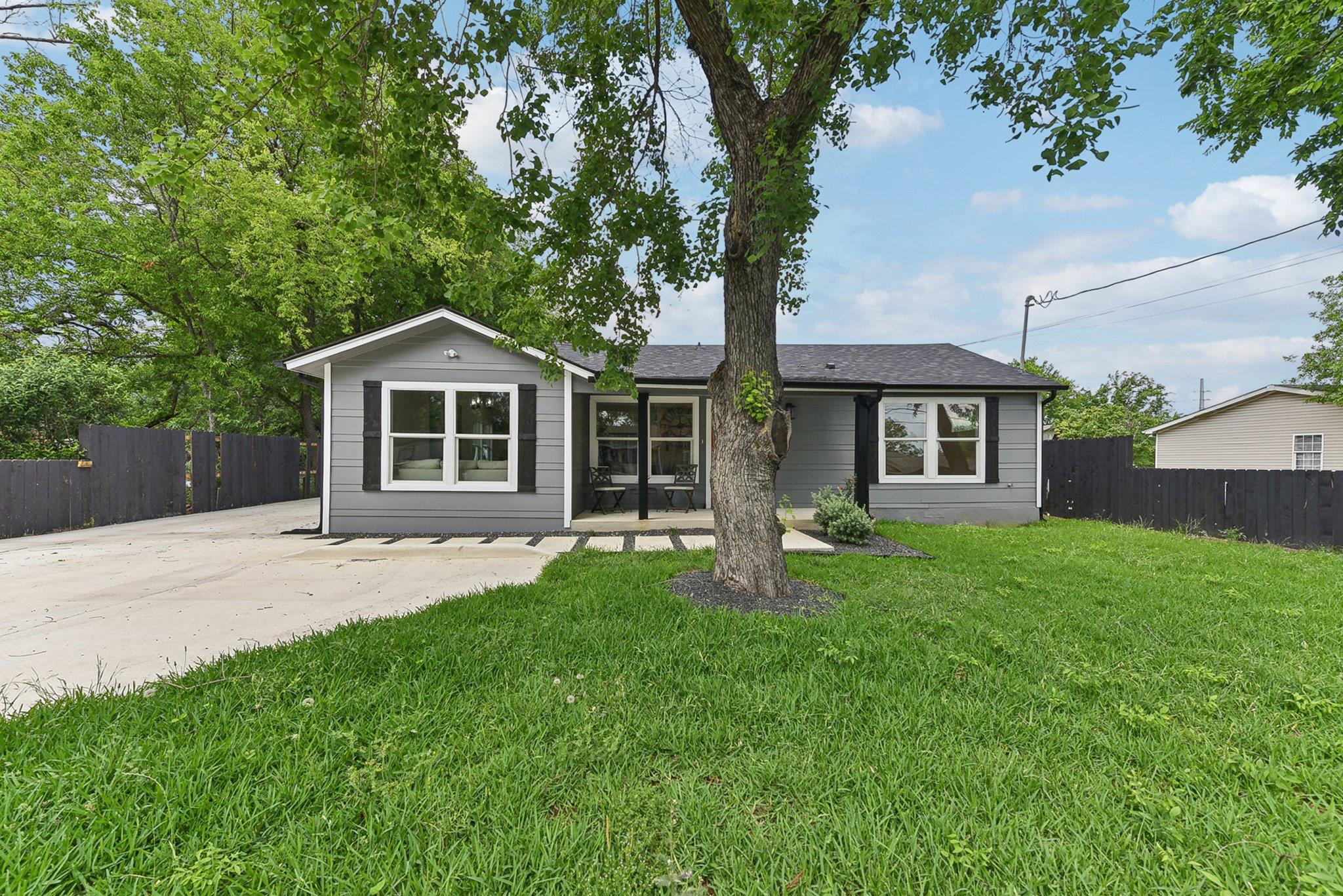 502 Chaparral Rd Property Photo