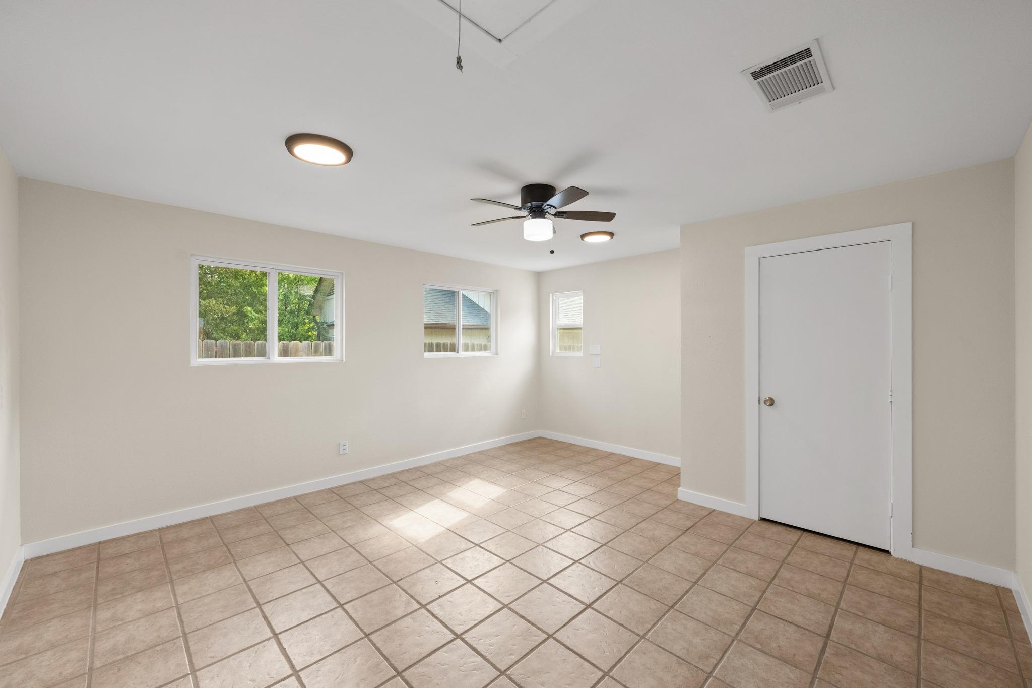 12922 Staton Dr Property Photo 19