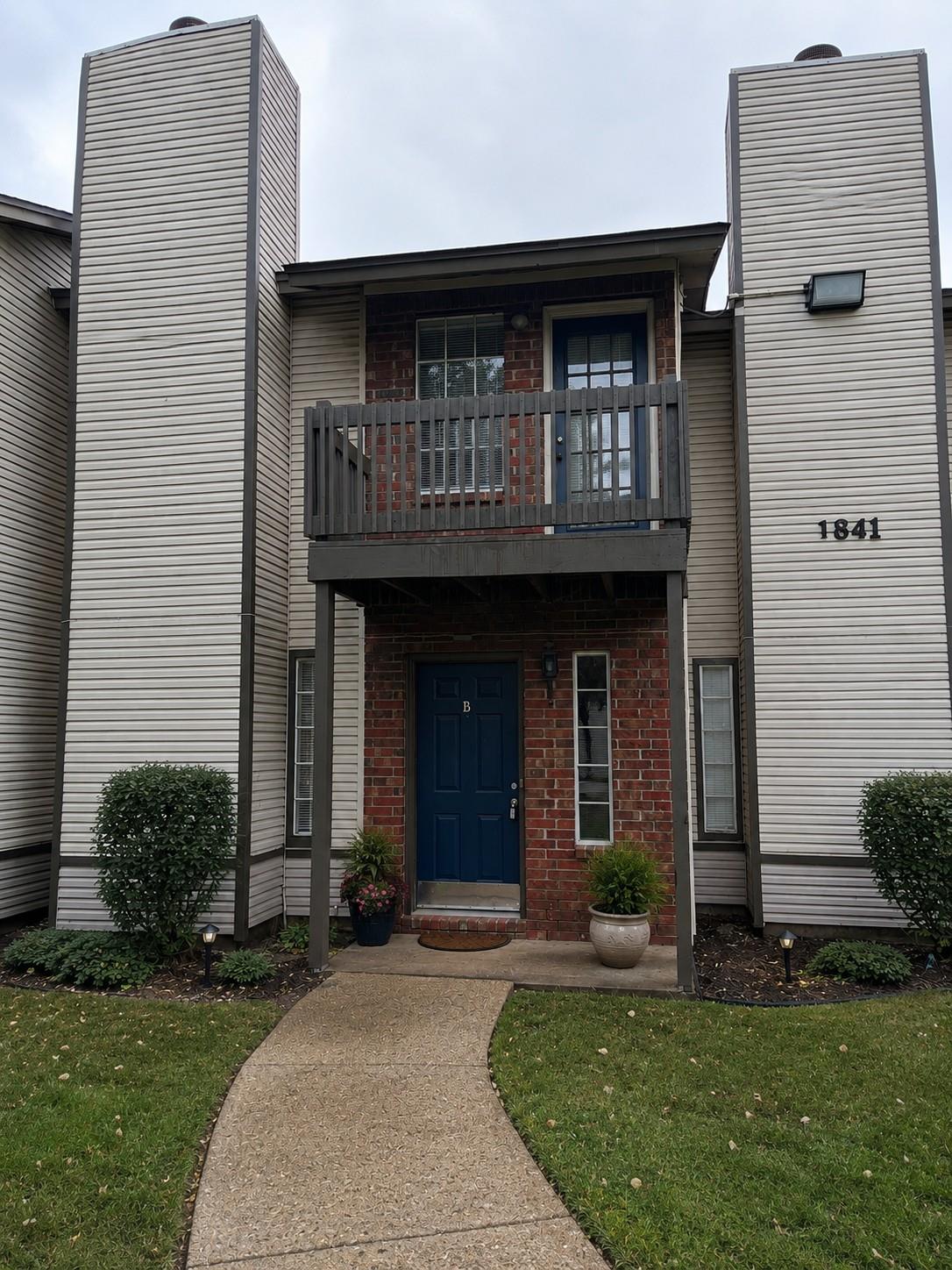 1841 River Crossing Cir #c Property Photo 1