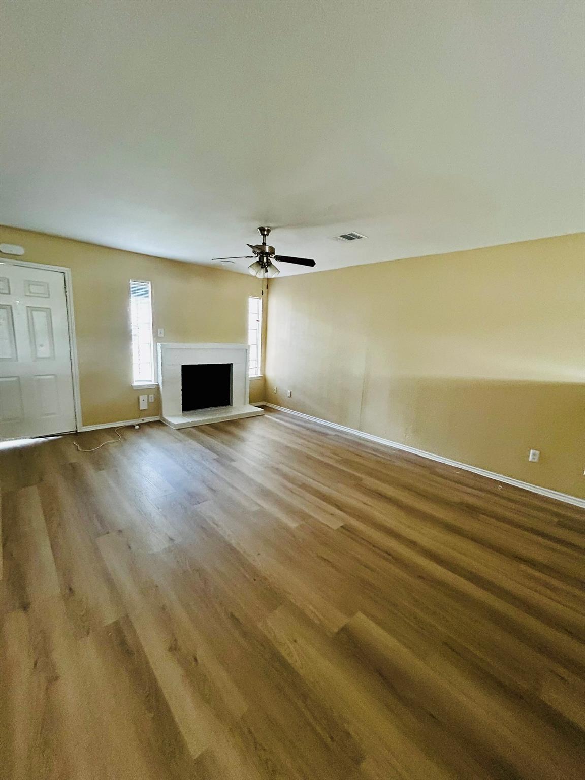 1841 River Crossing Cir #c Property Photo 4