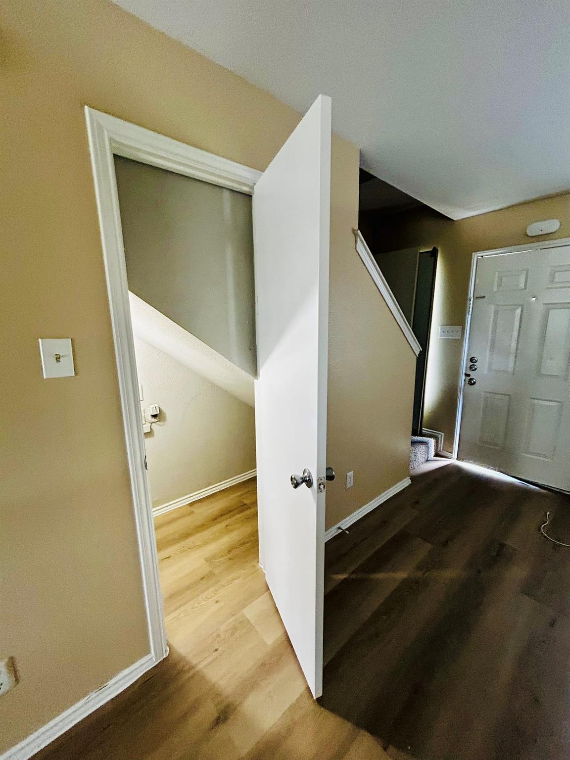 1841 River Crossing Cir #c Property Photo 5