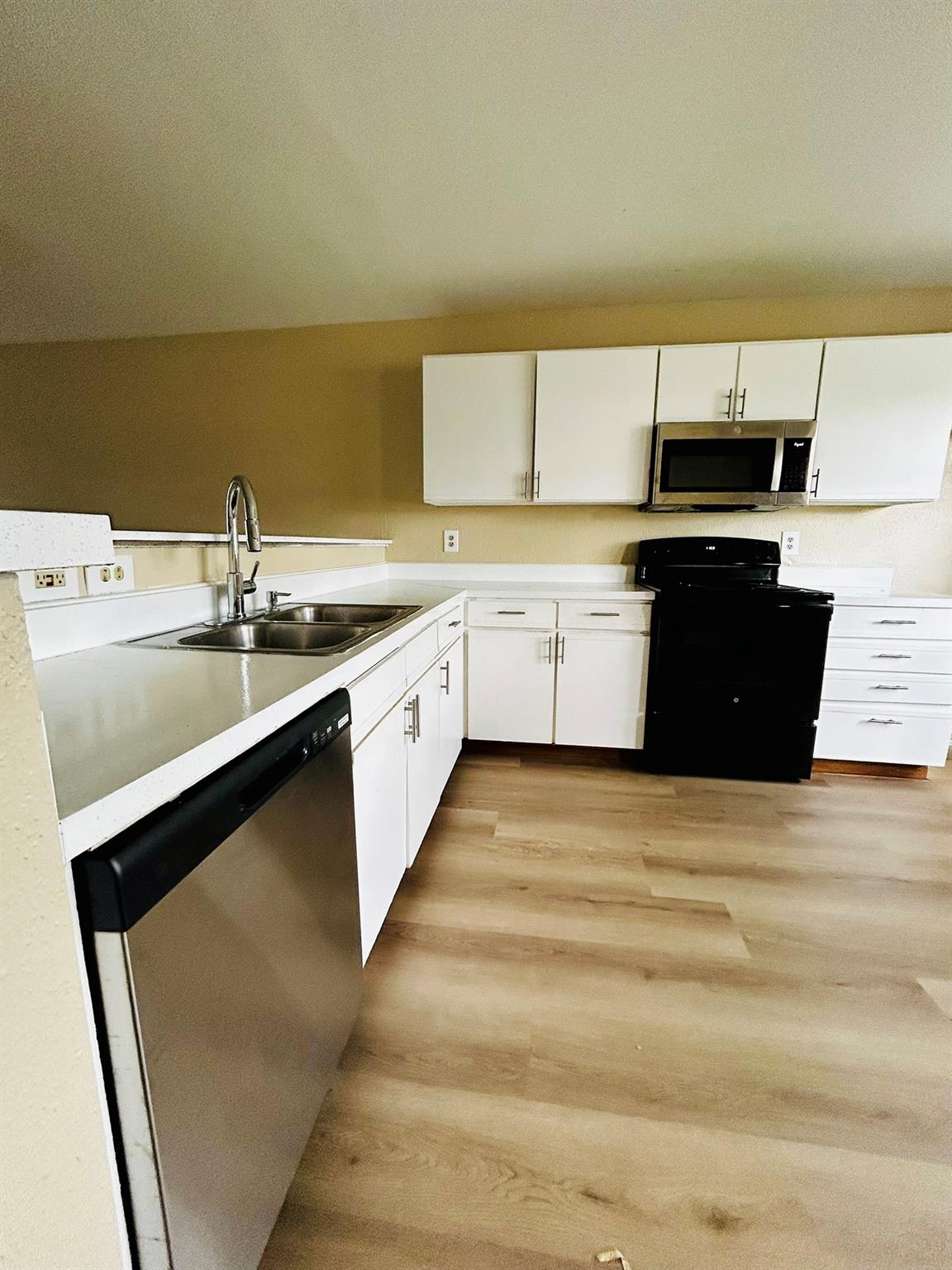 1841 River Crossing Cir #c Property Photo 10