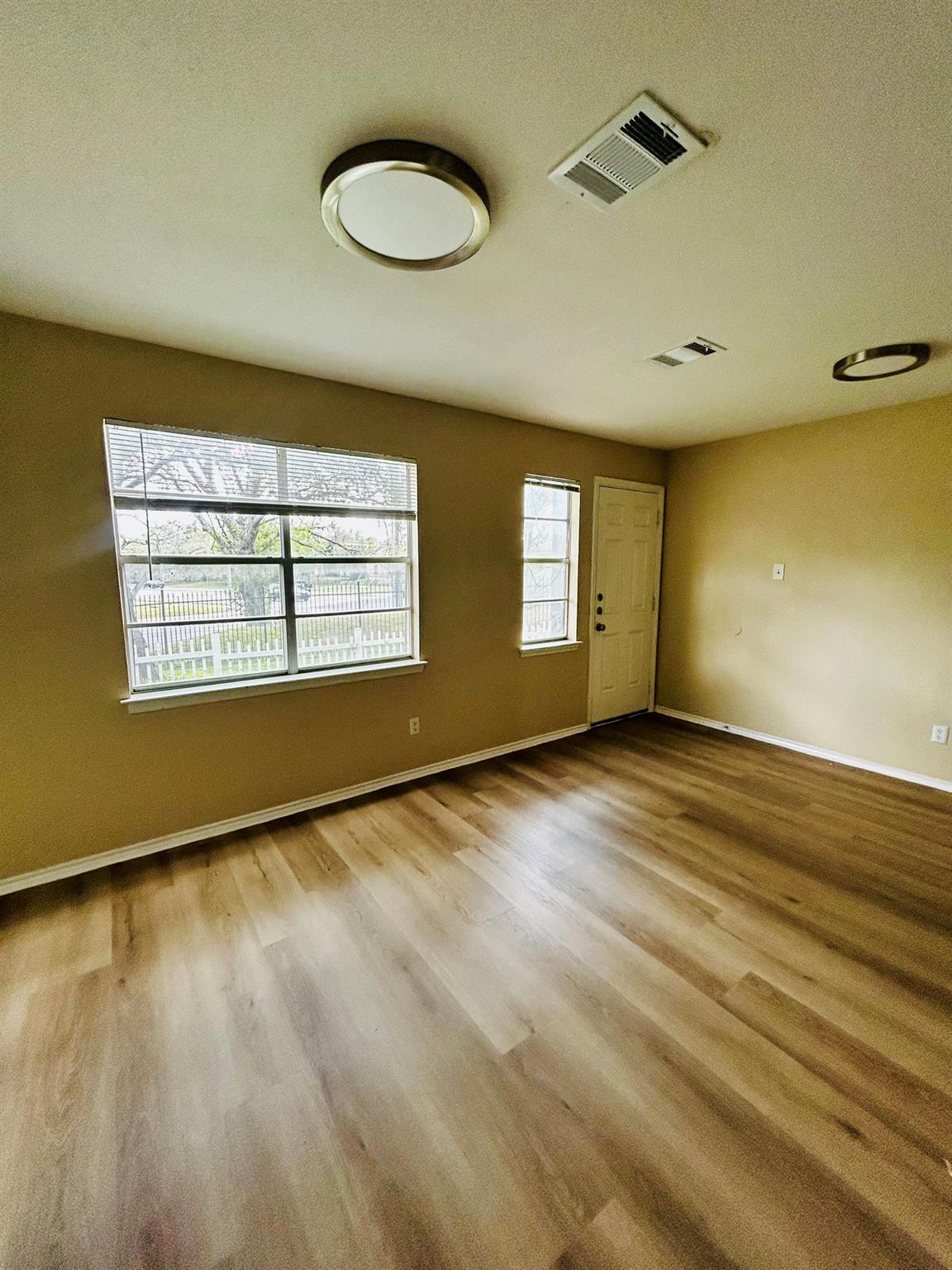 1841 River Crossing Cir #c Property Photo 12