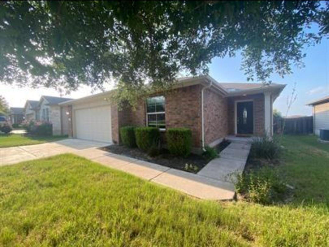 107 Lavaca Loop Property Photo 1