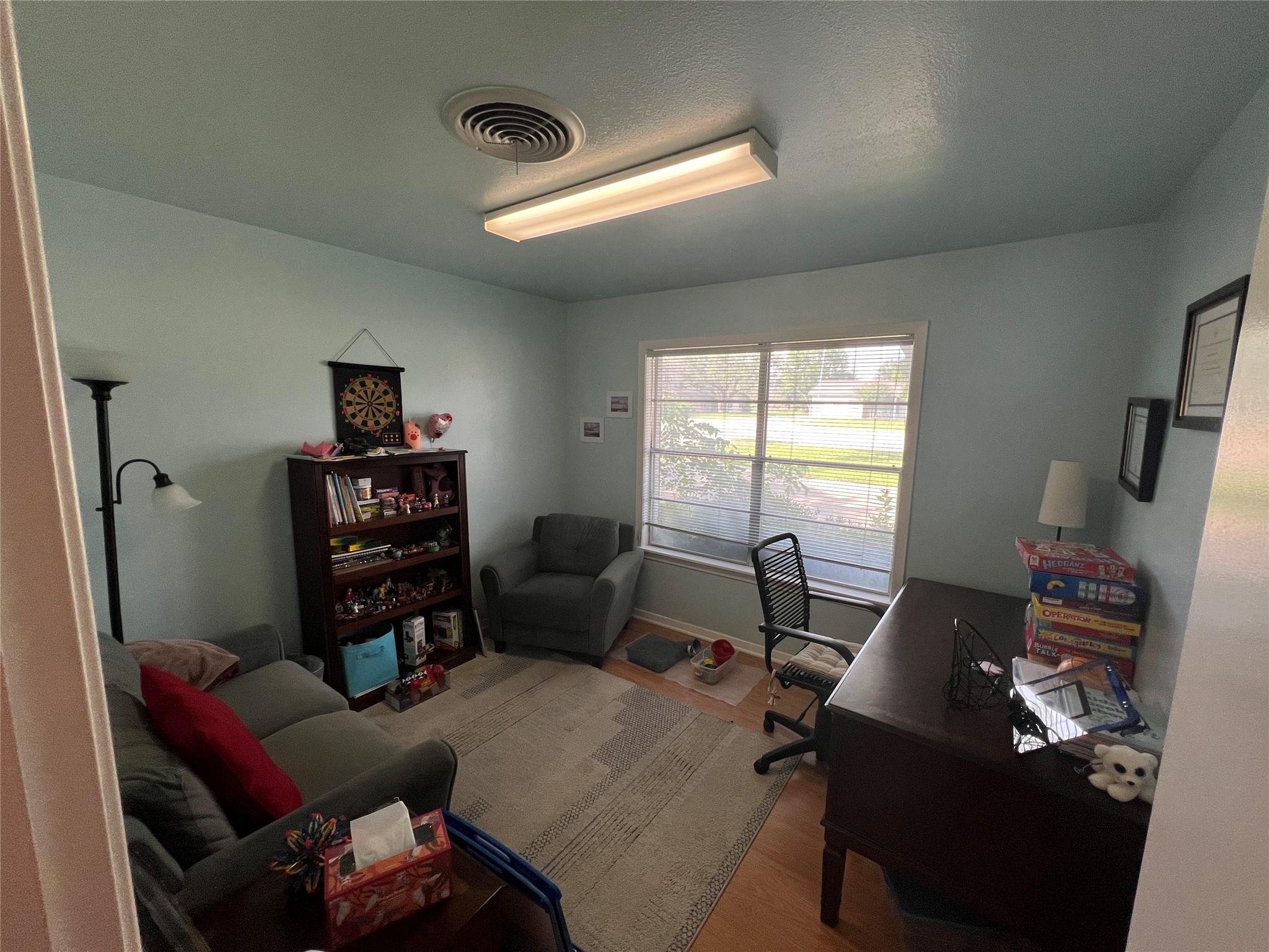 1612 Williams Dr Property Photo 16