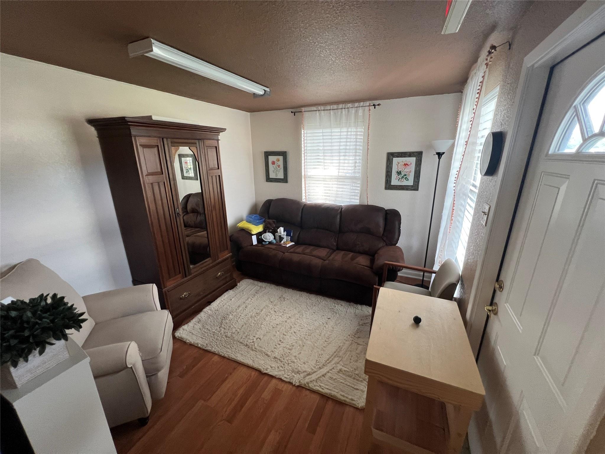 1612 Williams Dr Property Photo 21