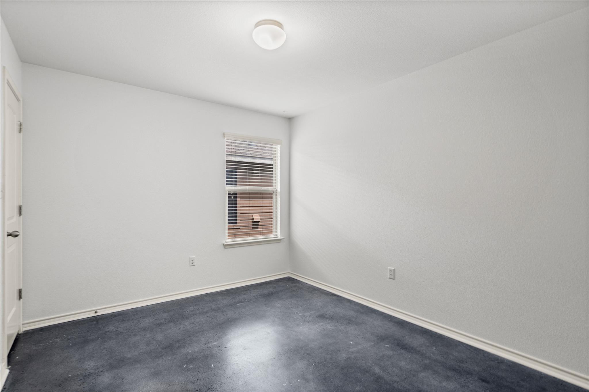 15105 Verela Dr Property Photo 9