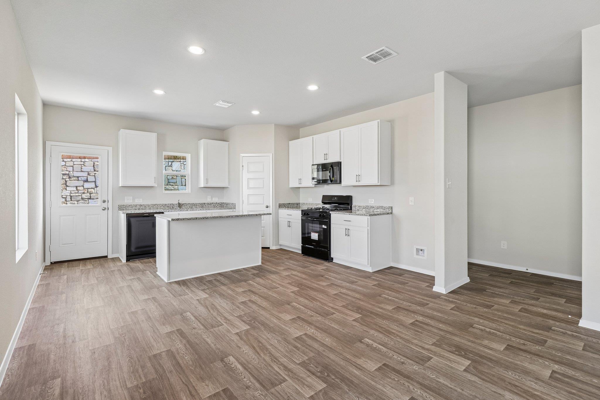 12013 Murano Dr Property Photo 8