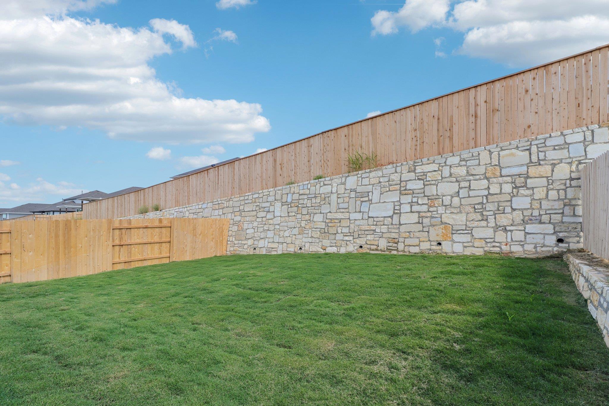 12013 Murano Dr Property Photo 28