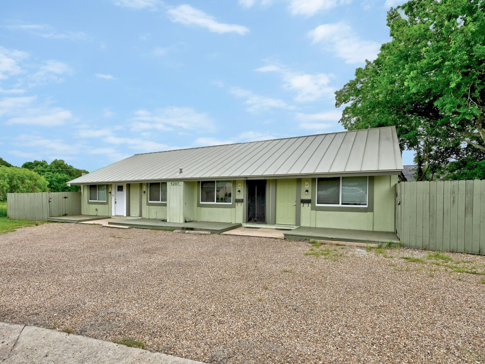 5207 Tahoe Trl A, B, C, & D Property Photo 1