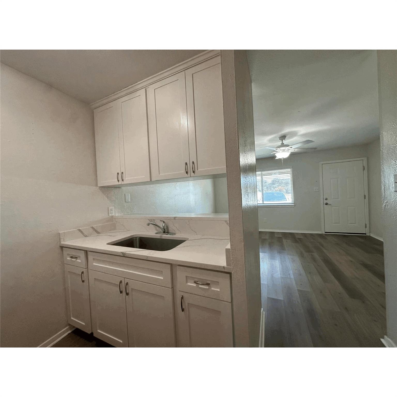 5207 Tahoe Trl A, B, C, & D Property Photo 8