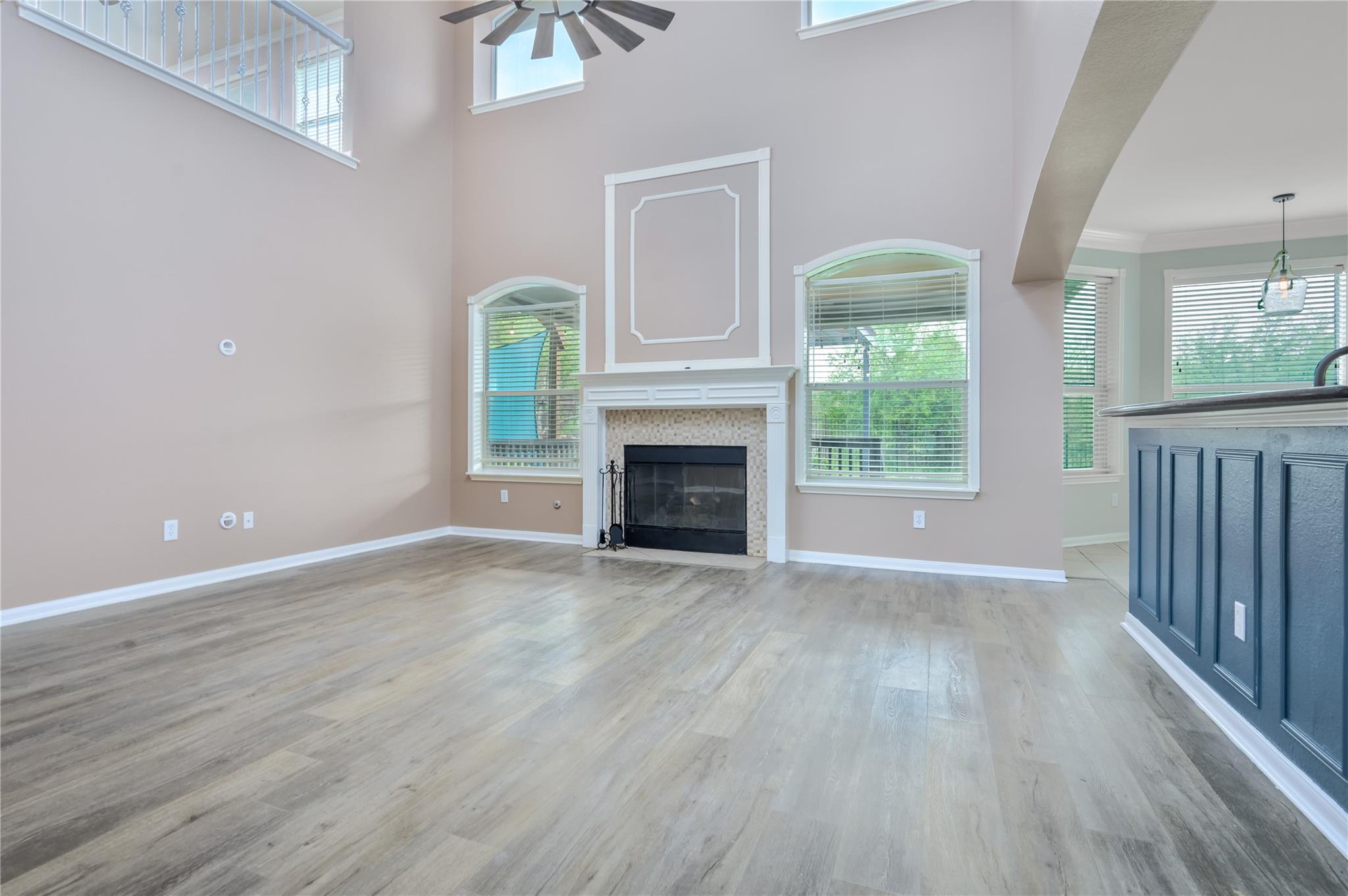 22121 Rose Grass #a Ln Property Photo 9