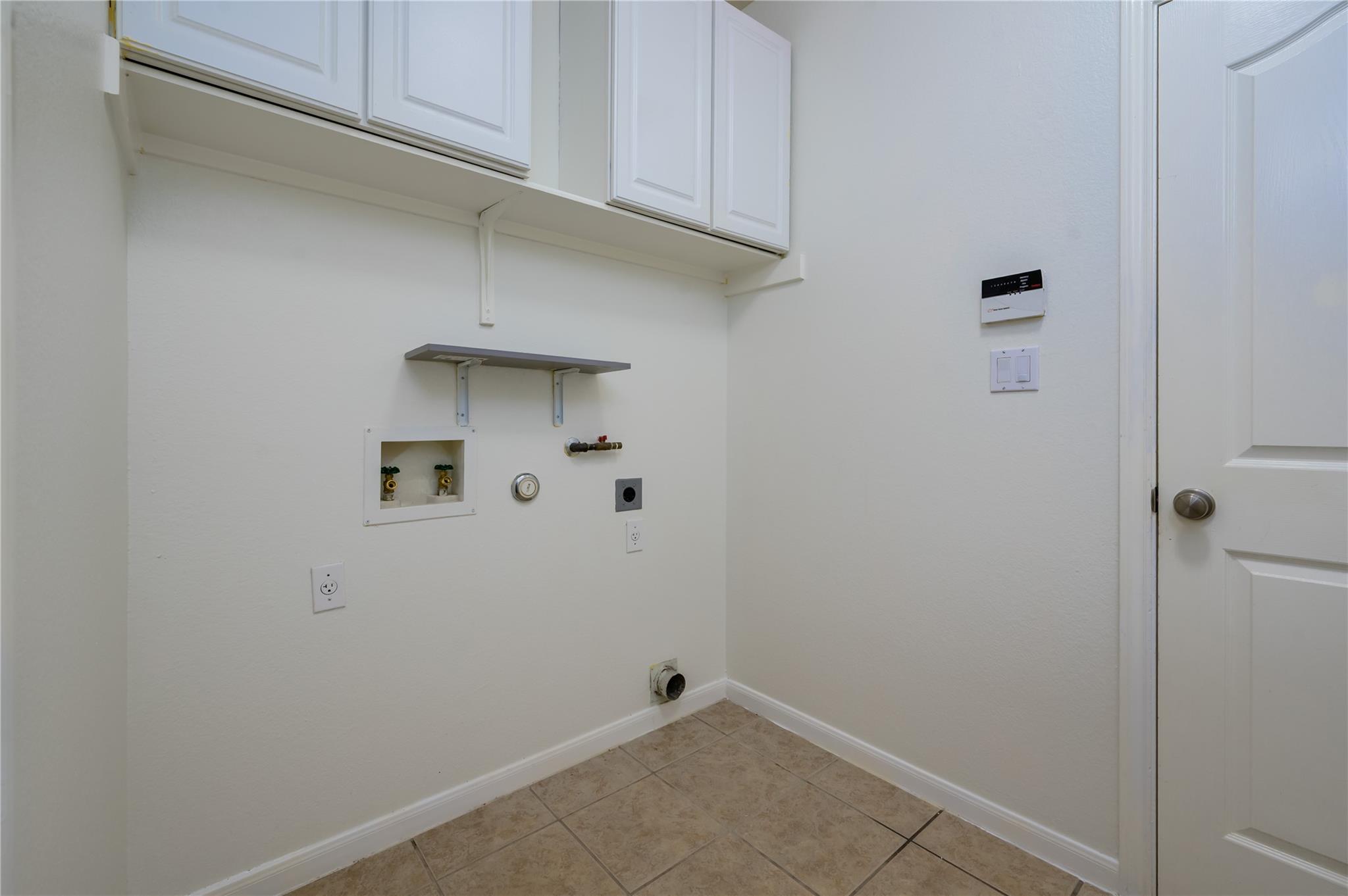 22121 Rose Grass #a Ln Property Photo 22