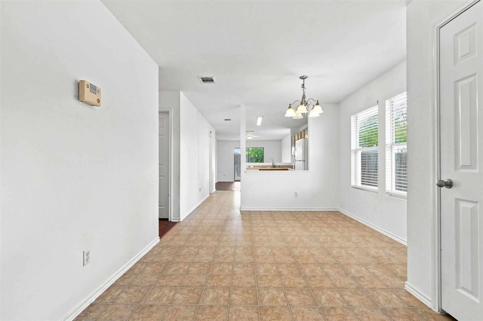 5708 Colinton Ave Property Photo 4