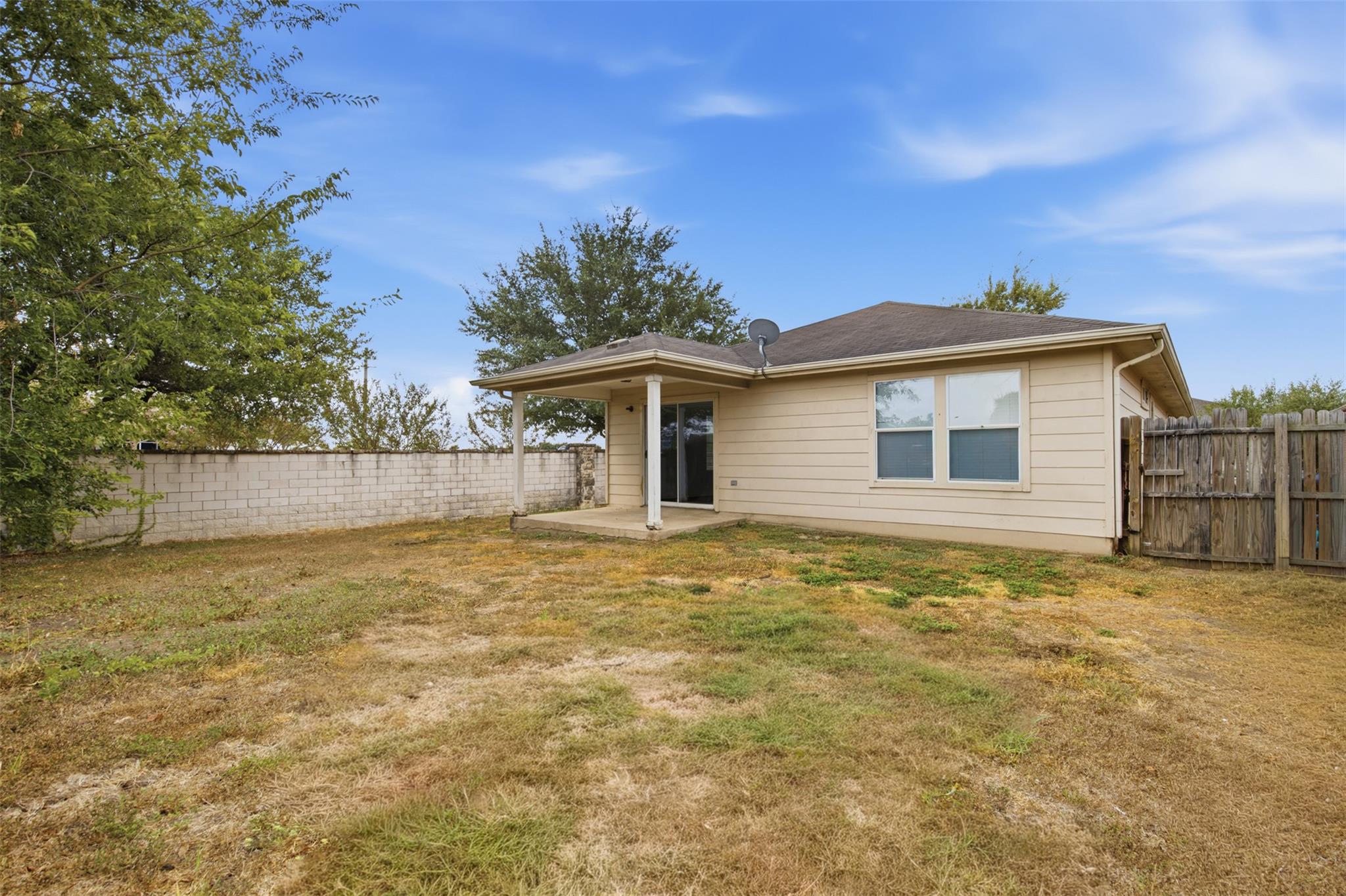 5708 Colinton Ave Property Photo 15