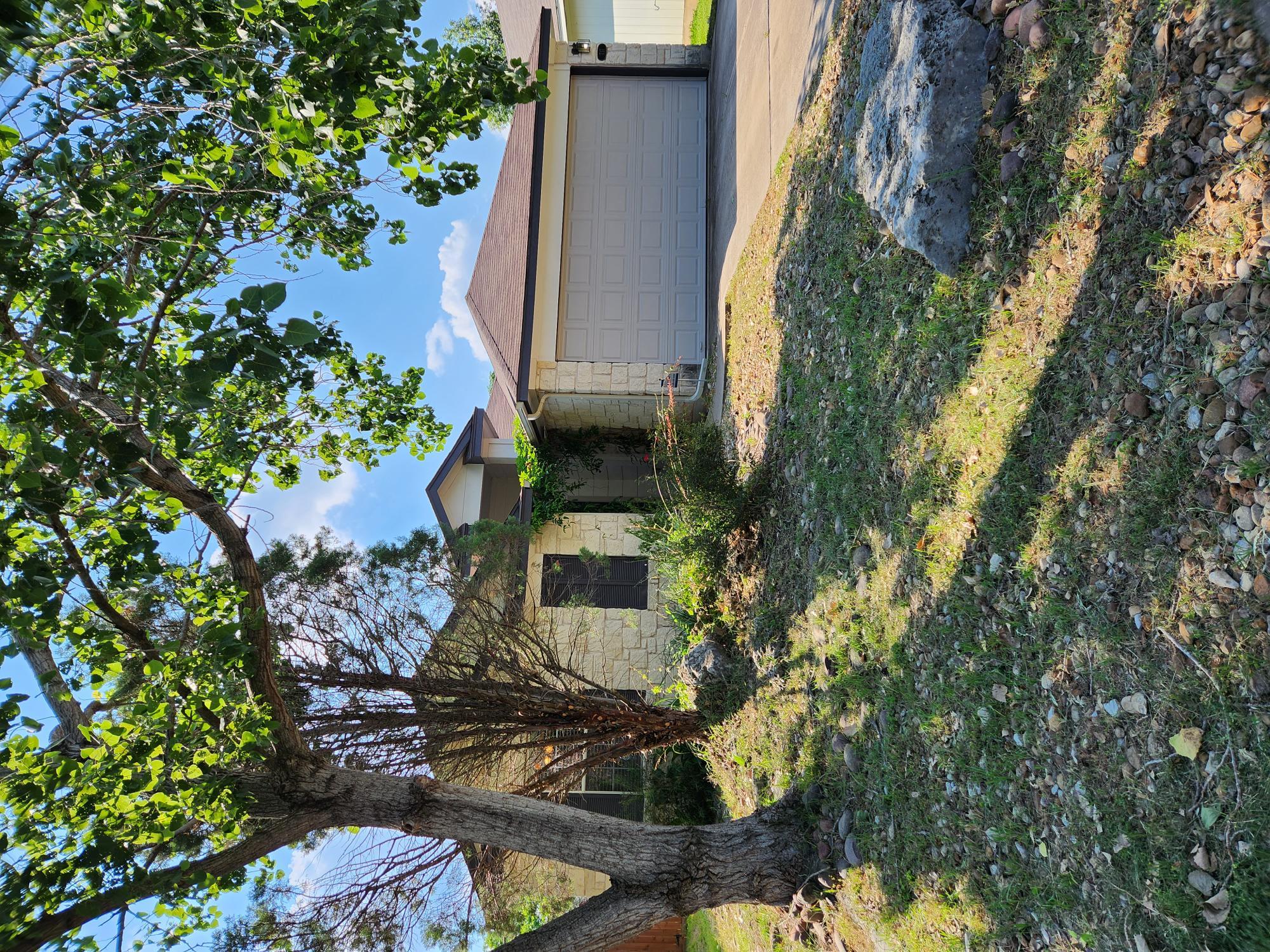 717 Sheraton Ave Property Photo 2