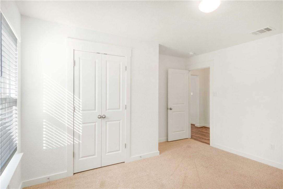 12100 Mossygate Trl Property Photo 9