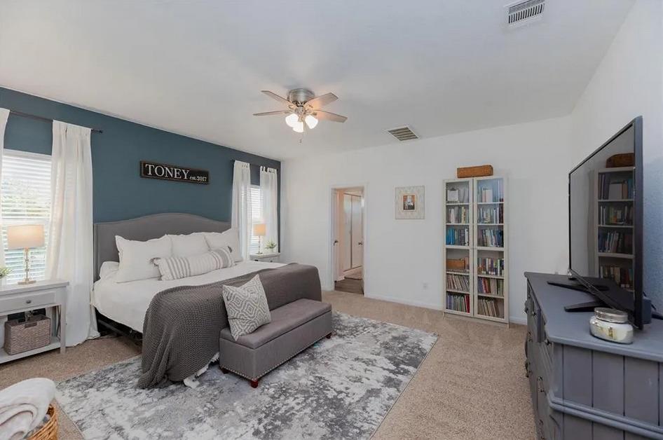 652 Donegal Ln Property Photo 13