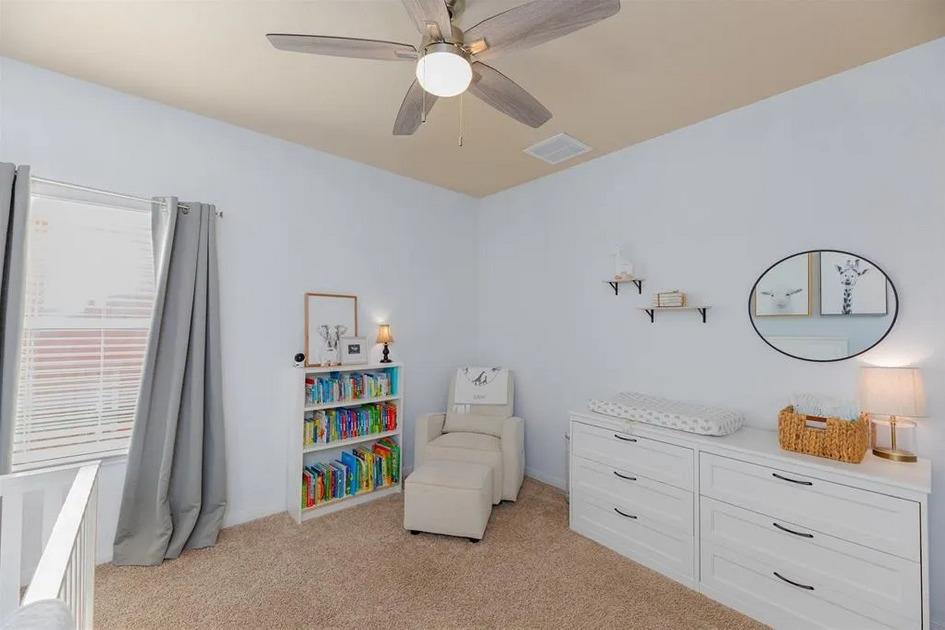 652 Donegal Ln Property Photo 21