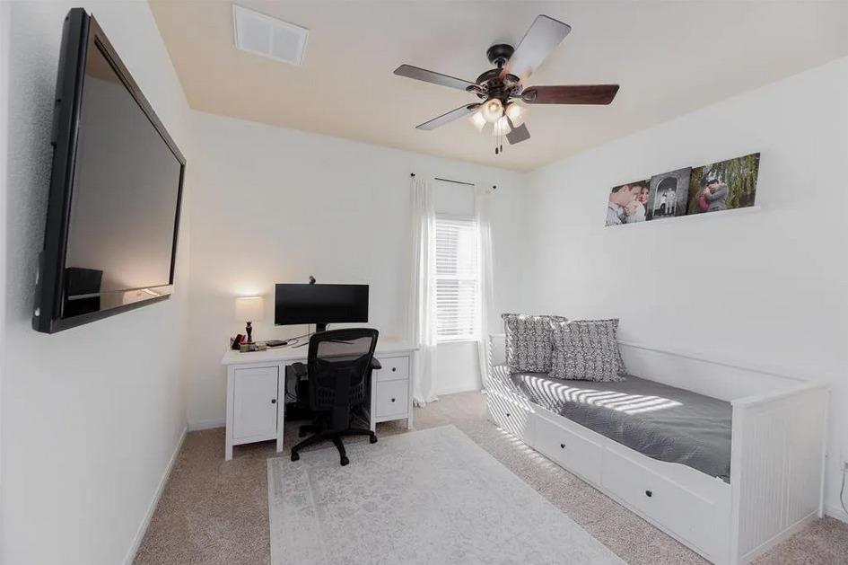 652 Donegal Ln Property Photo 26