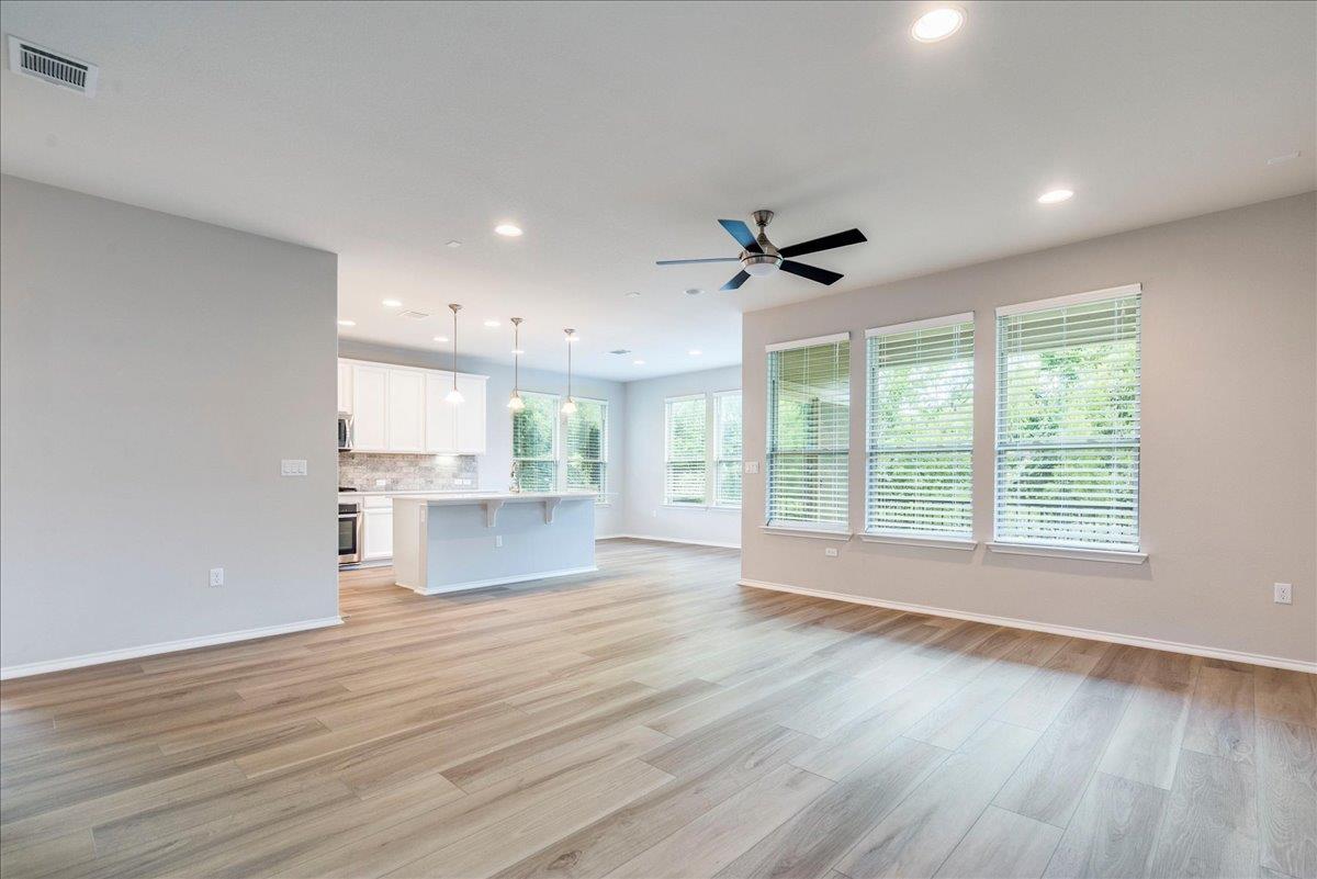 10515 Turnbull Loop Property Photo 8