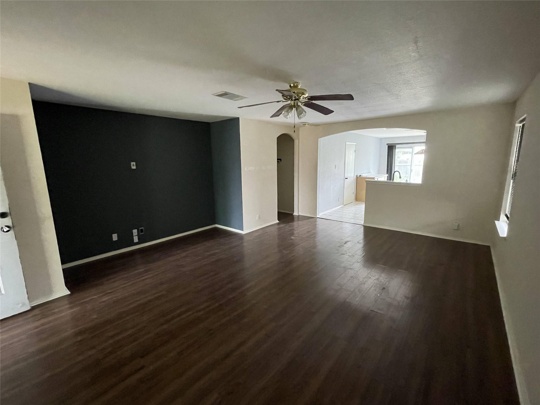110 Brentwood Dr Property Photo 8