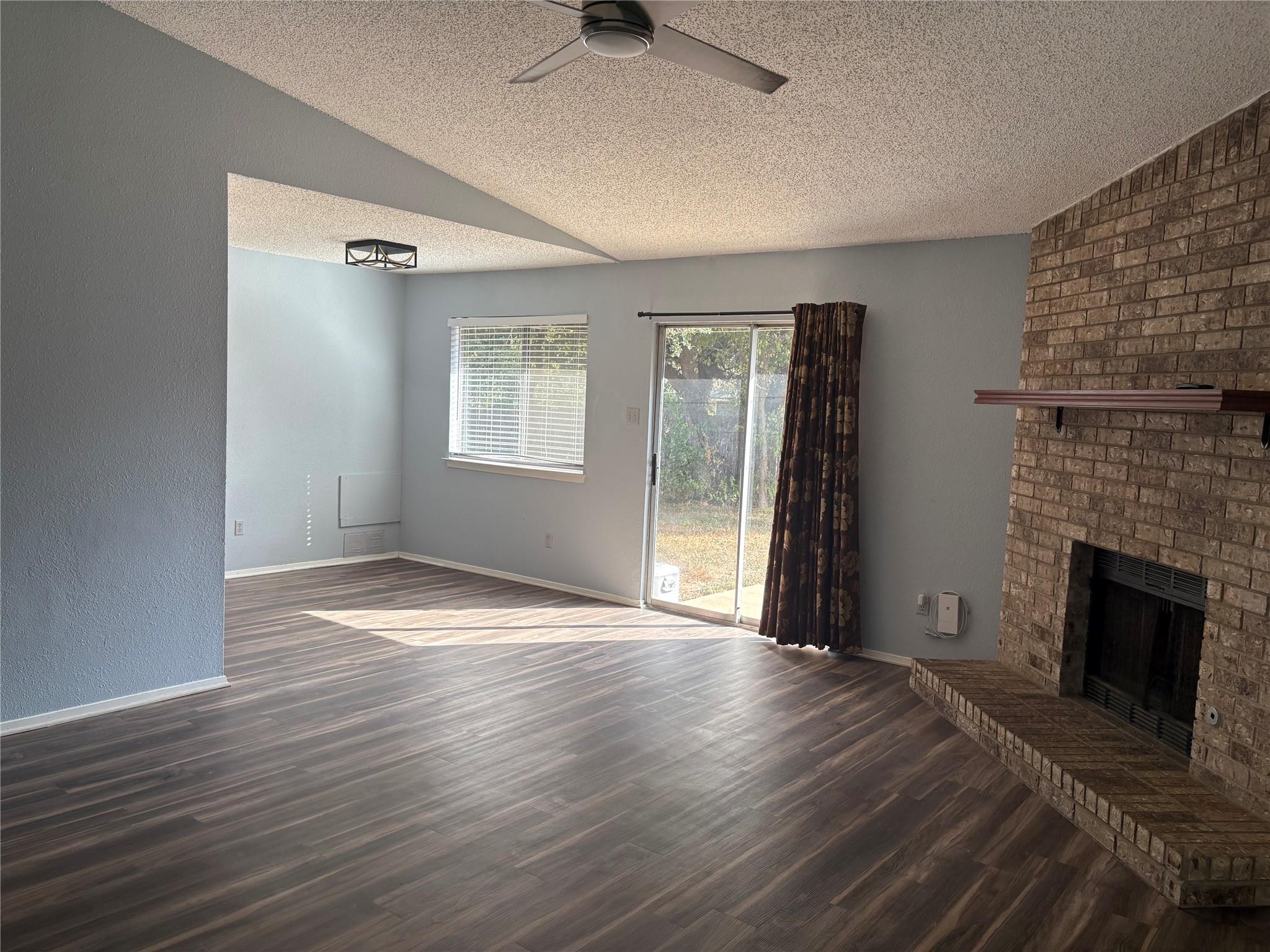12229 Mosley Ln Property Photo 7