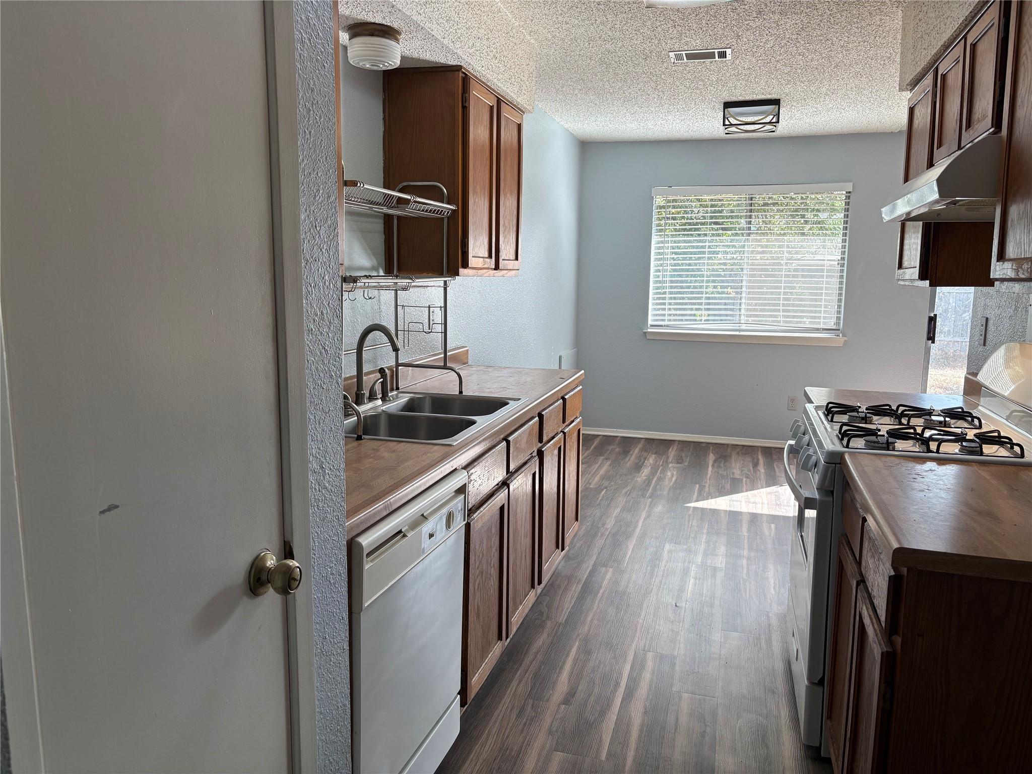 12229 Mosley Ln Property Photo 13