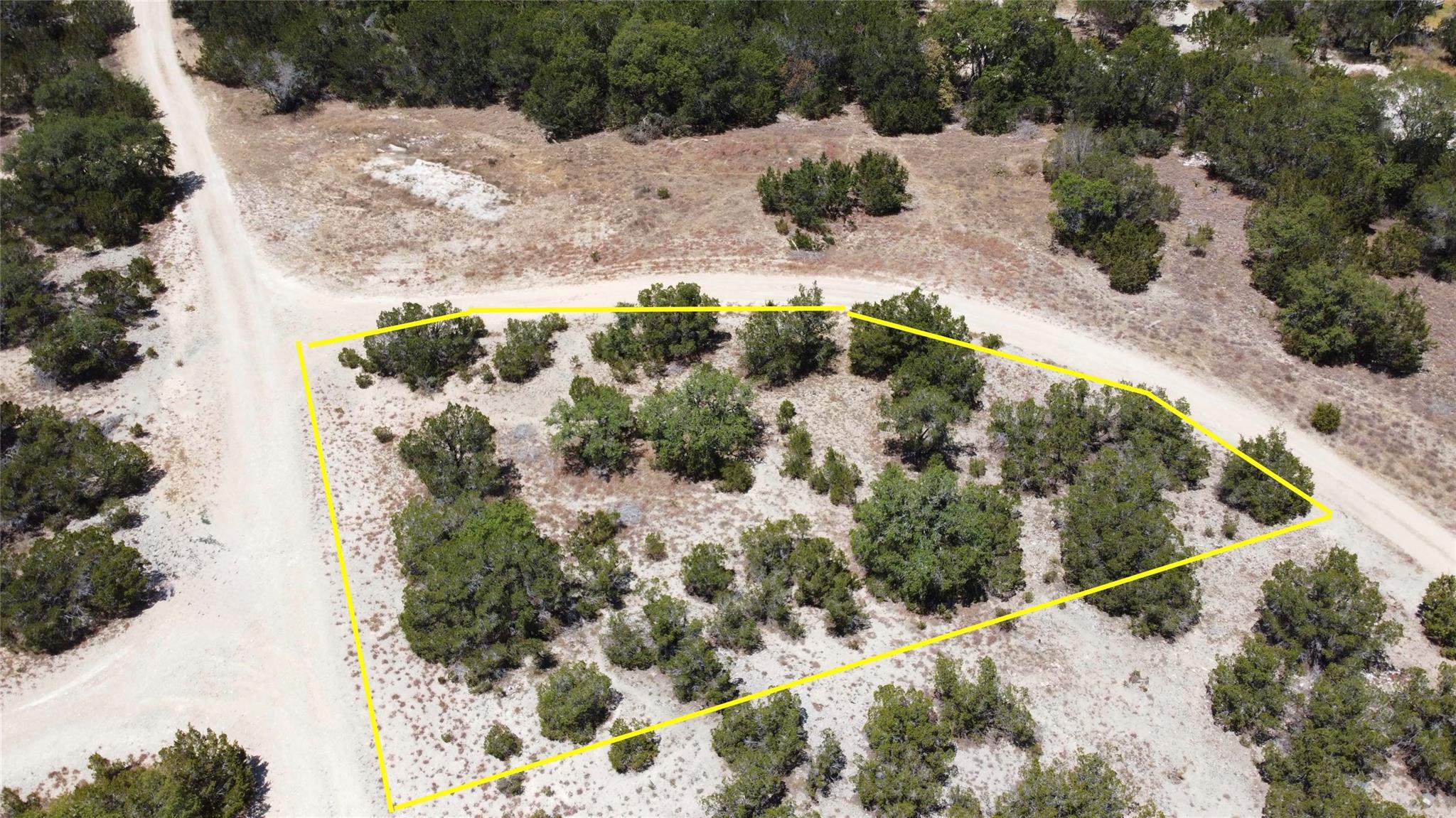 1020 Cliff Circle Dr Property Photo 5