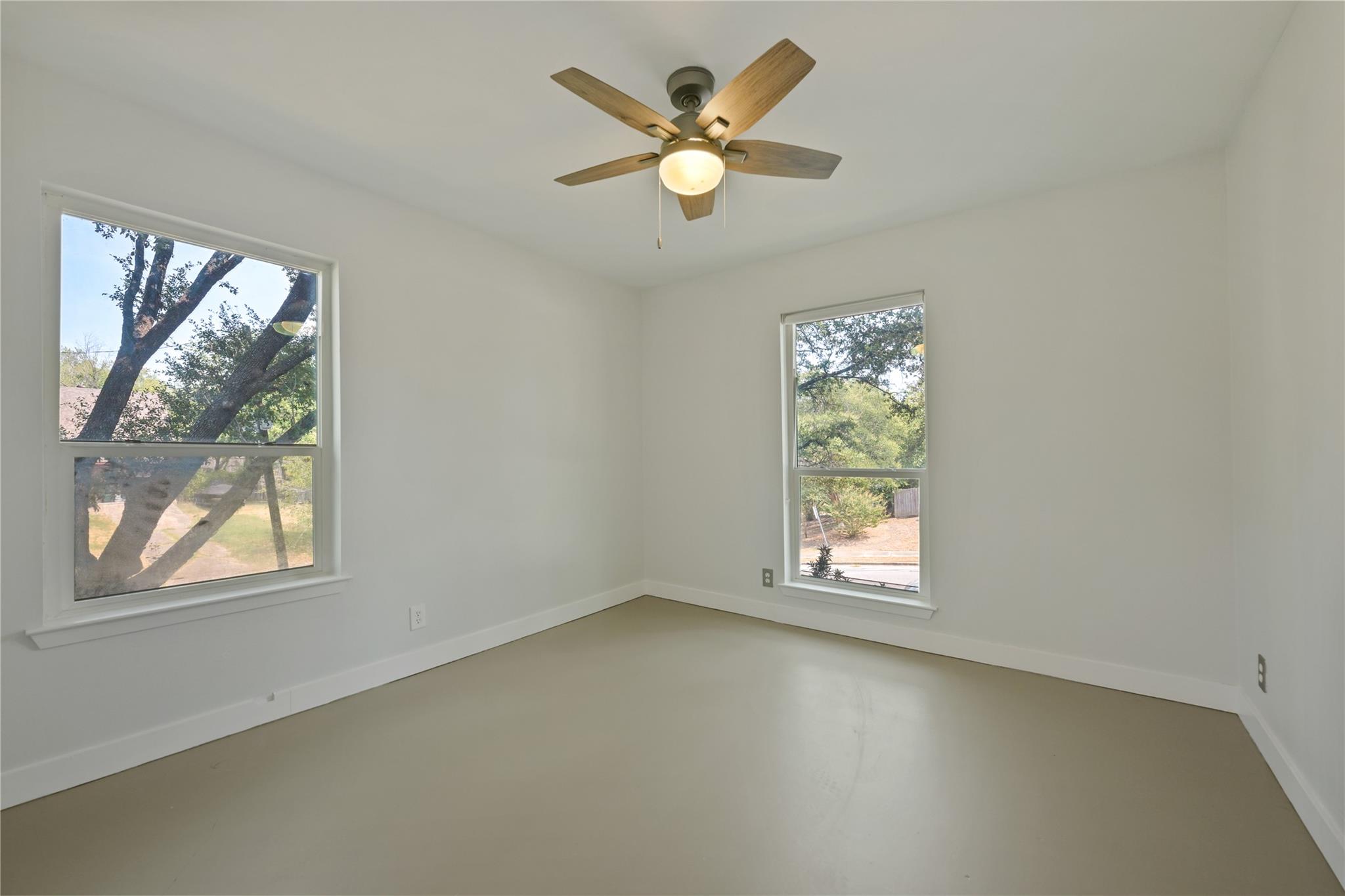2500 Candlewood Ct Property Photo 11