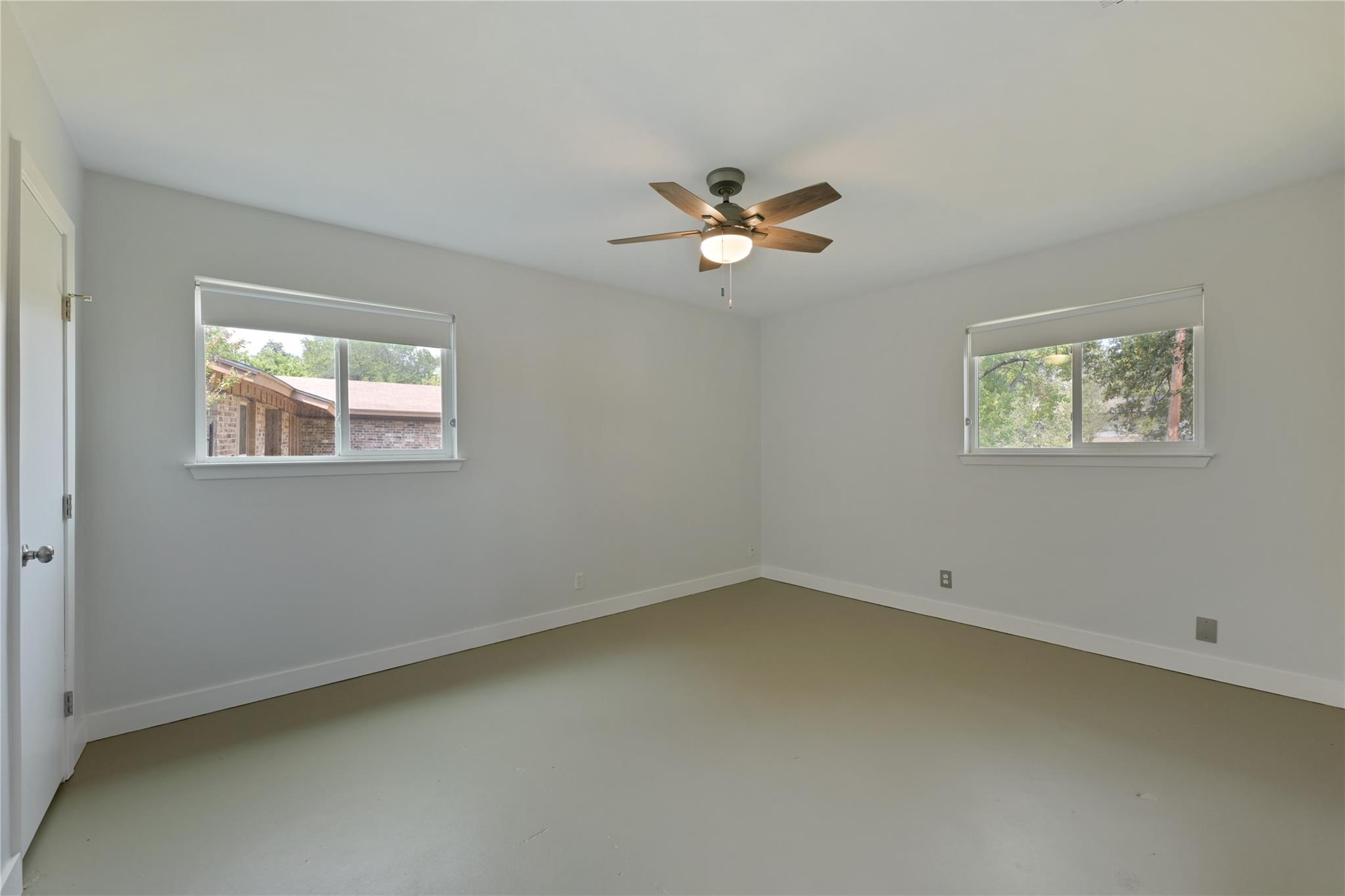 2500 Candlewood Ct Property Photo 15