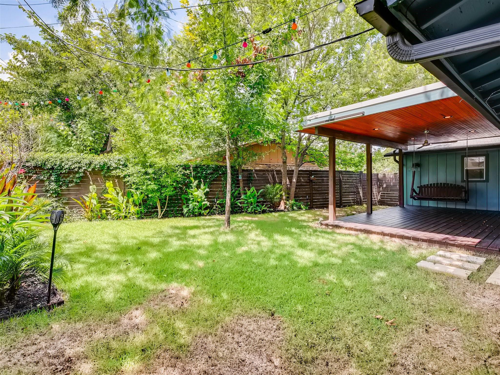 2500 Candlewood Ct Property Photo 18