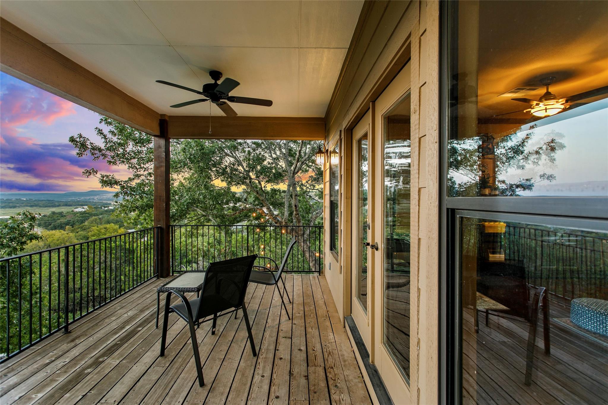 21010 North Ridge St Property Photo 25