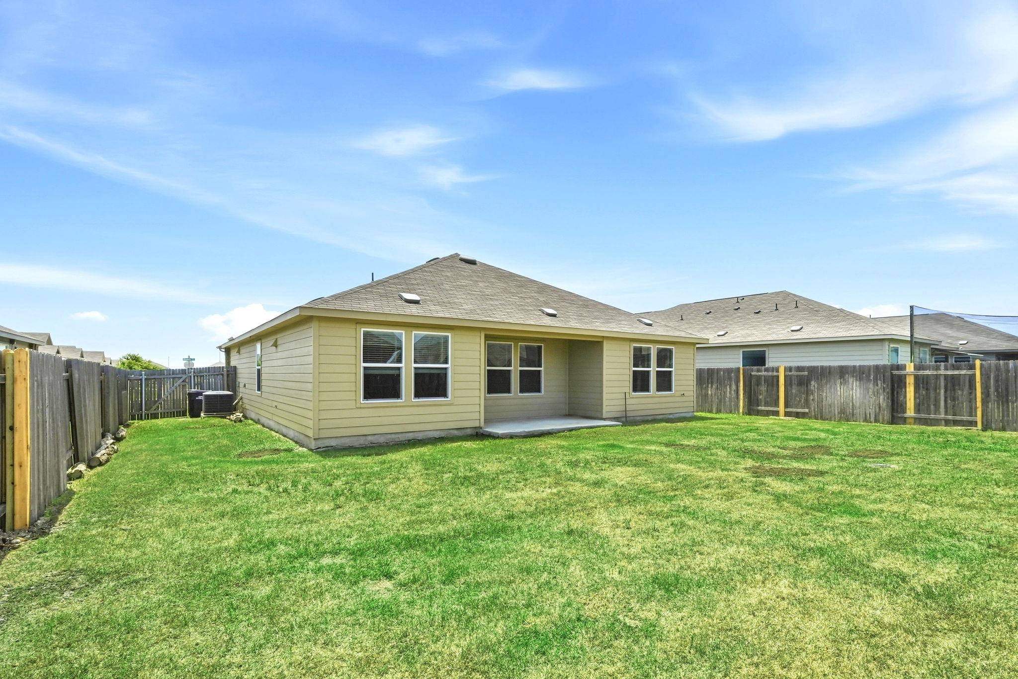 1001 Bluejack Way Property Photo 14